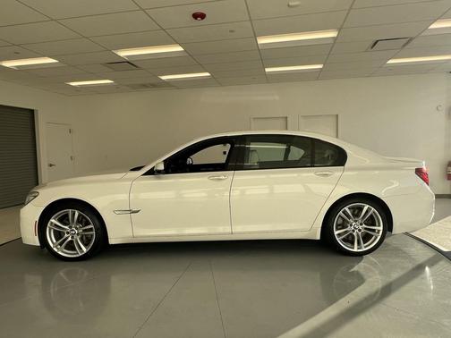 2014 BMW 750 Li xDrive