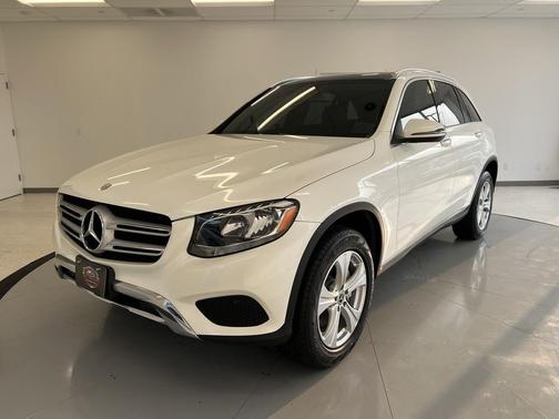 2017 Mercedes-Benz GLC 300 4MATIC