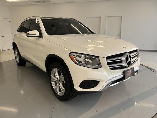 2017 Mercedes-Benz GLC 300 4MATIC