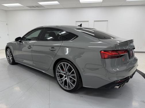 2021 Audi S5 3.0T Prestige