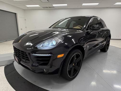 2016 Porsche Macan S