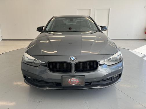 2017 BMW 320 i