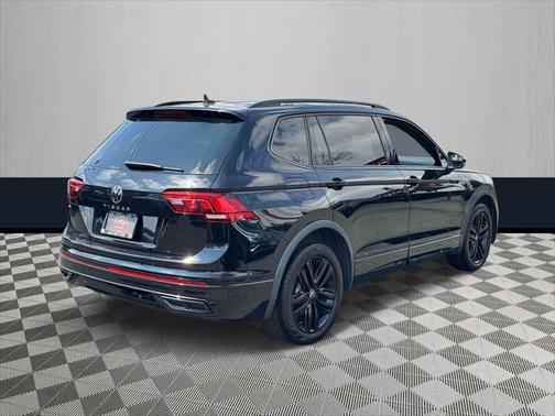 2022 Volkswagen Tiguan 2.0T SE R-Line Black