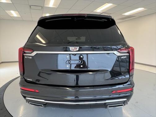 2022 Cadillac XT6 Premium Luxury AWD