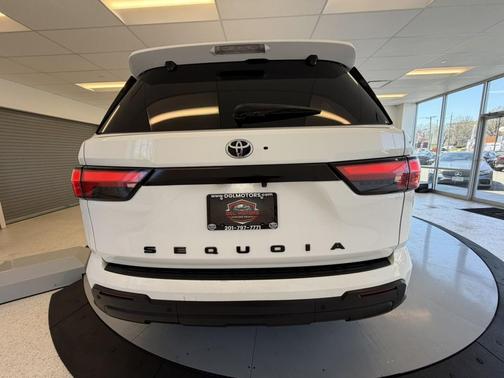 Ice Cap 2023 Toyota Sequoia SR5