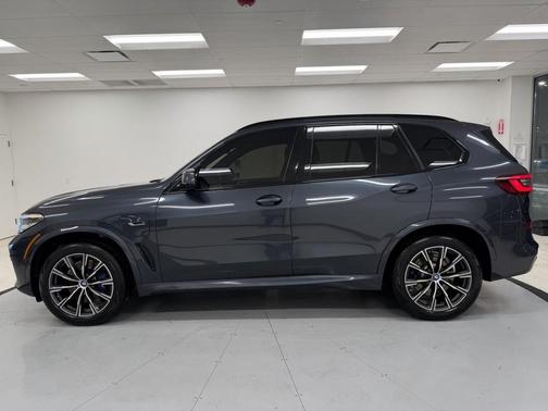 2022 BMW X5 PHEV xDrive45e