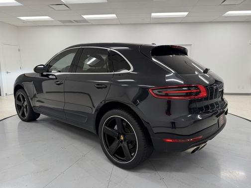2016 Porsche Macan S