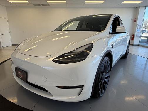 2022 Tesla Model Y Performance Dual Motor All-Wheel Drive