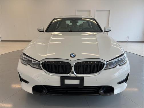 2022 BMW 330 xDrive