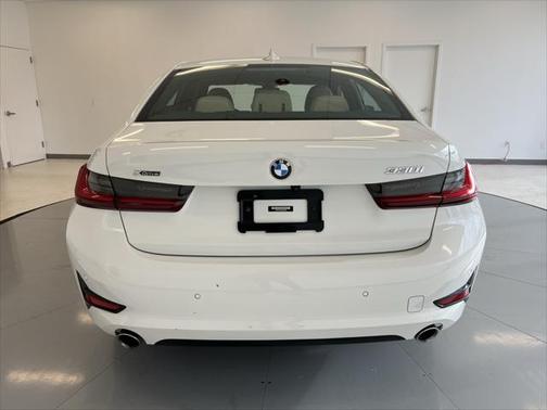 2022 BMW 330 xDrive