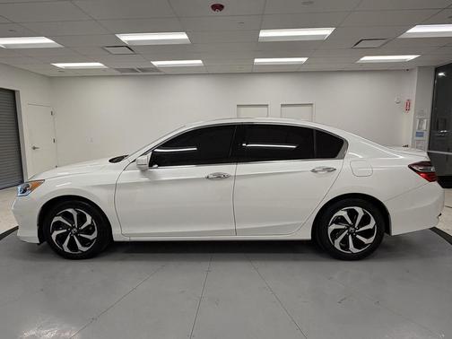 2017 Honda Accord EX-L