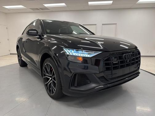 2021 Audi Q8 55 Premium Plus