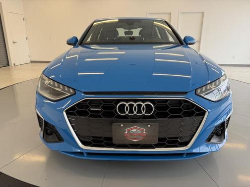 2022 Audi A4 45 S line Premium Plus