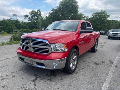 Photo 4 of 5 of 2016 RAM 1500 Big Horn
