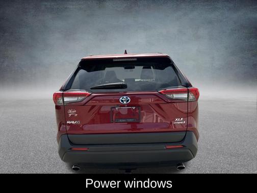 2020 Toyota RAV4 Hybrid XLE