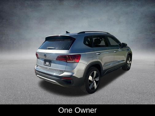 Silver Metallic 2024 Volkswagen Taos 1.5T S