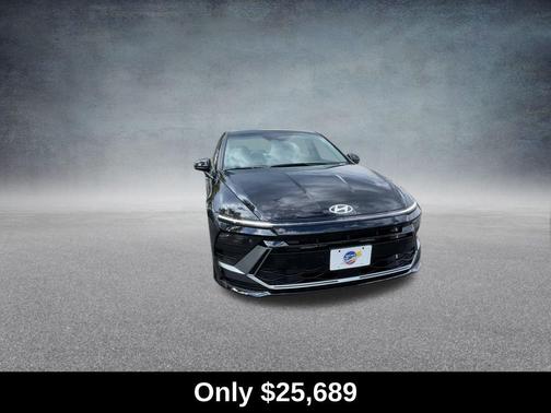 Abyss Black 2026 Hyundai SONATA SE