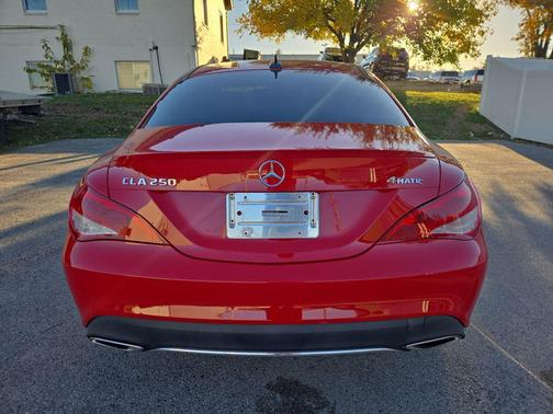2018 Mercedes-Benz CLA 250 4MATIC