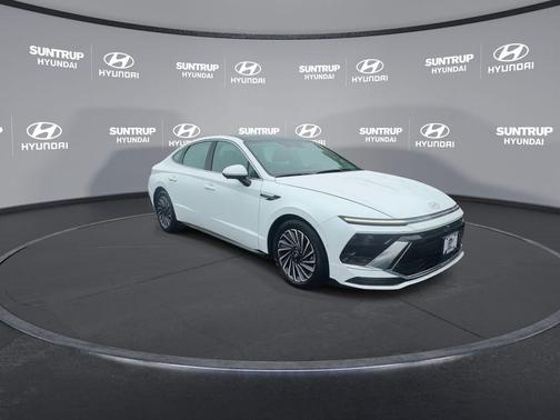 2024 Hyundai SONATA Hybrid Limited