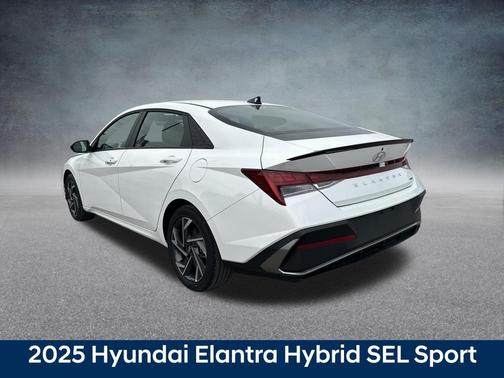 2025 Hyundai ELANTRA HEV SEL Sport