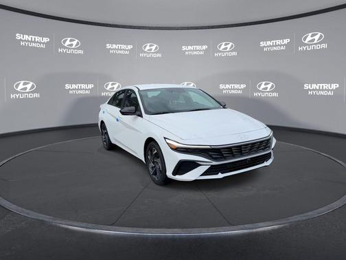 2025 Hyundai ELANTRA HEV SEL Sport