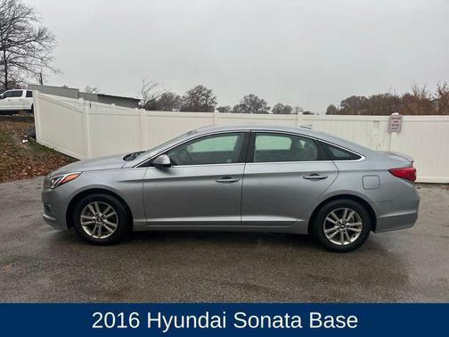 2016 Hyundai SONATA SE
