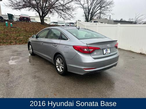 2016 Hyundai SONATA SE