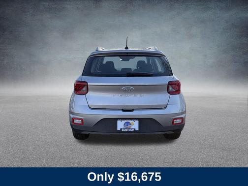 2024 Hyundai VENUE SEL