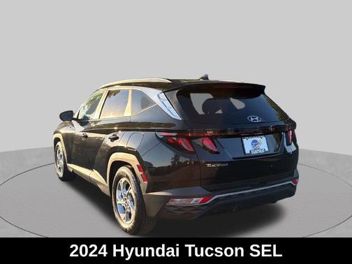 Black Pearl 2024 Hyundai TUCSON SEL