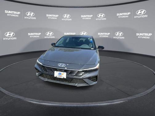 2025 Hyundai ELANTRA HEV SEL Sport