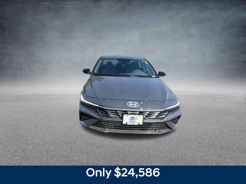 2025 Hyundai ELANTRA HEV SEL Sport