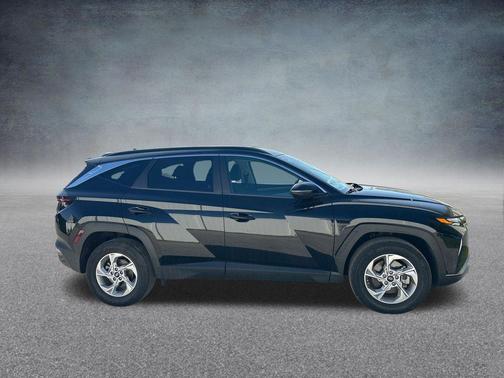 Phantom Black 2022 Hyundai TUCSON SEL