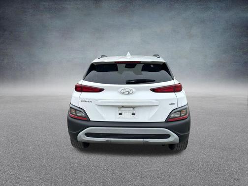 Lunar White 2022 Hyundai KONA SEL