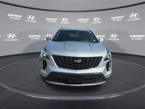 2022 Cadillac XT4 Premium Luxury