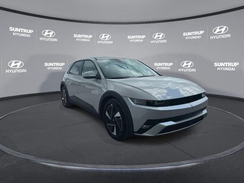 2025 Hyundai IONIQ 5 SE