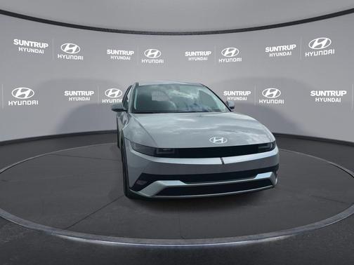 2025 Hyundai IONIQ 5 SE