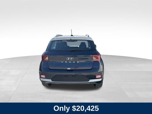 2024 Hyundai VENUE Limited