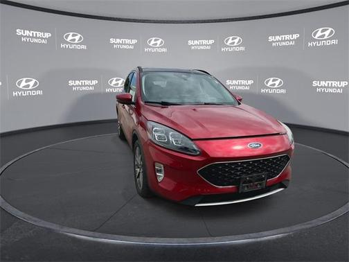 2020 Ford Escape Titanium