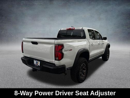 Summit White 2023 Chevrolet Colorado ZR2