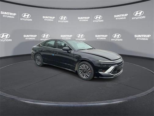 2025 Hyundai SONATA Hybrid SE