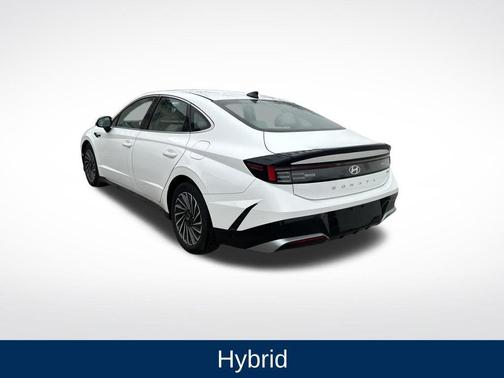 2024 Hyundai SONATA Hybrid SE
