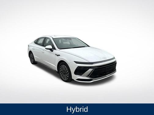2024 Hyundai SONATA Hybrid SE