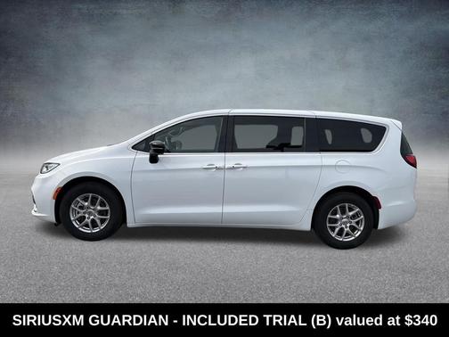 Bright White Clearcoat 2025 Chrysler Pacifica L