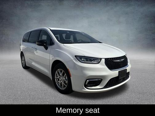 2025 Chrysler Pacifica L