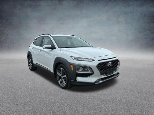 Chalk White 2020 Hyundai KONA Limited