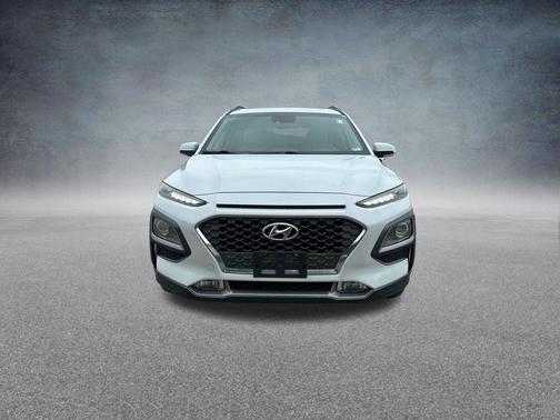 Chalk White 2020 Hyundai KONA Limited
