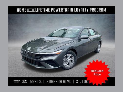 2025 Hyundai ELANTRA SE