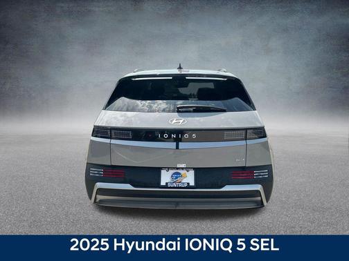 2025 Hyundai IONIQ 5 SEL