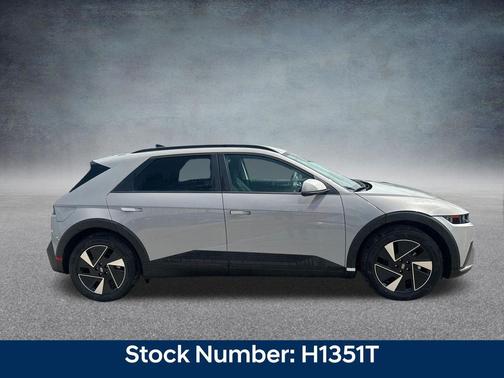 2025 Hyundai IONIQ 5 SEL