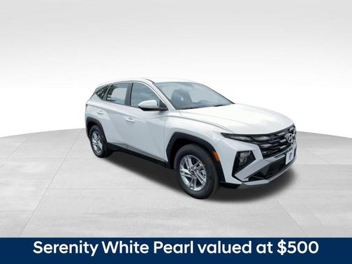 2026 Hyundai TUCSON SE